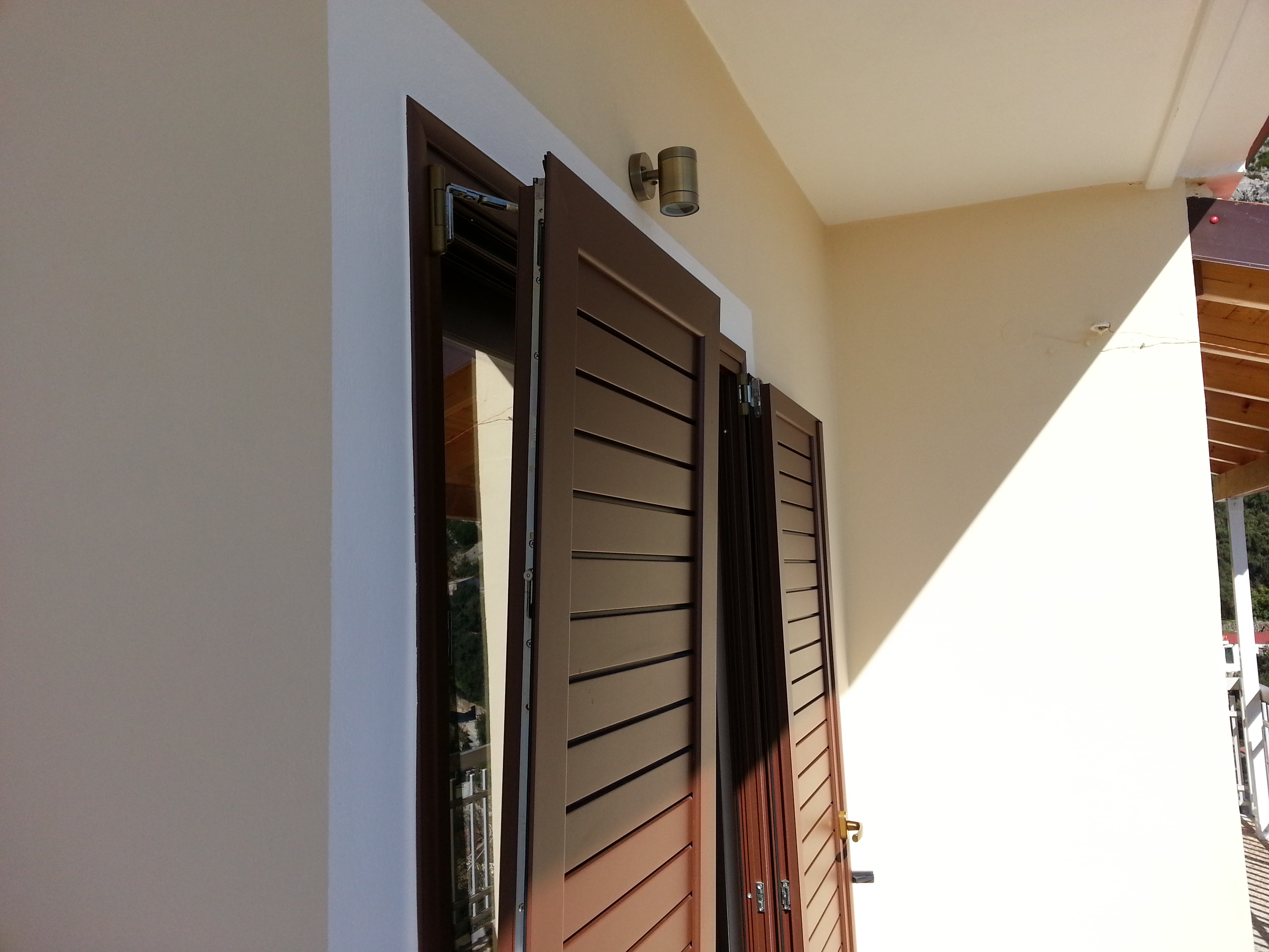 image02